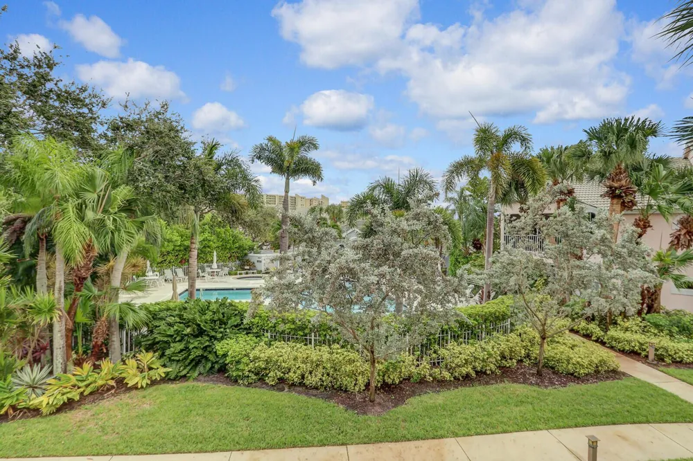 3306 Fairway Drive Jupiter, FL 33477