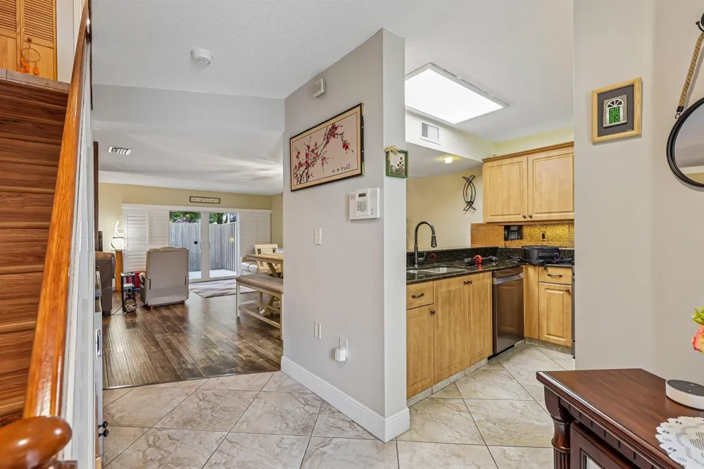 1330 NW 123rd Avenue Pembroke Pines, FL 33026