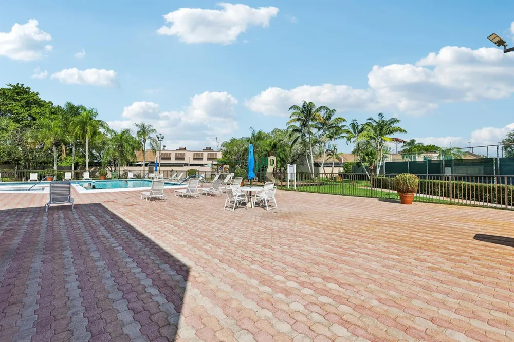 1330 NW 123rd Avenue Pembroke Pines, FL 33026