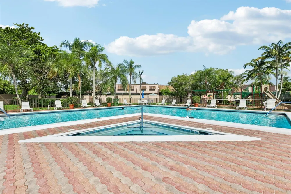 1330 NW 123rd Avenue Pembroke Pines, FL 33026