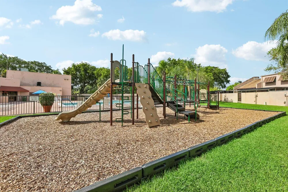 1330 NW 123rd Avenue Pembroke Pines, FL 33026