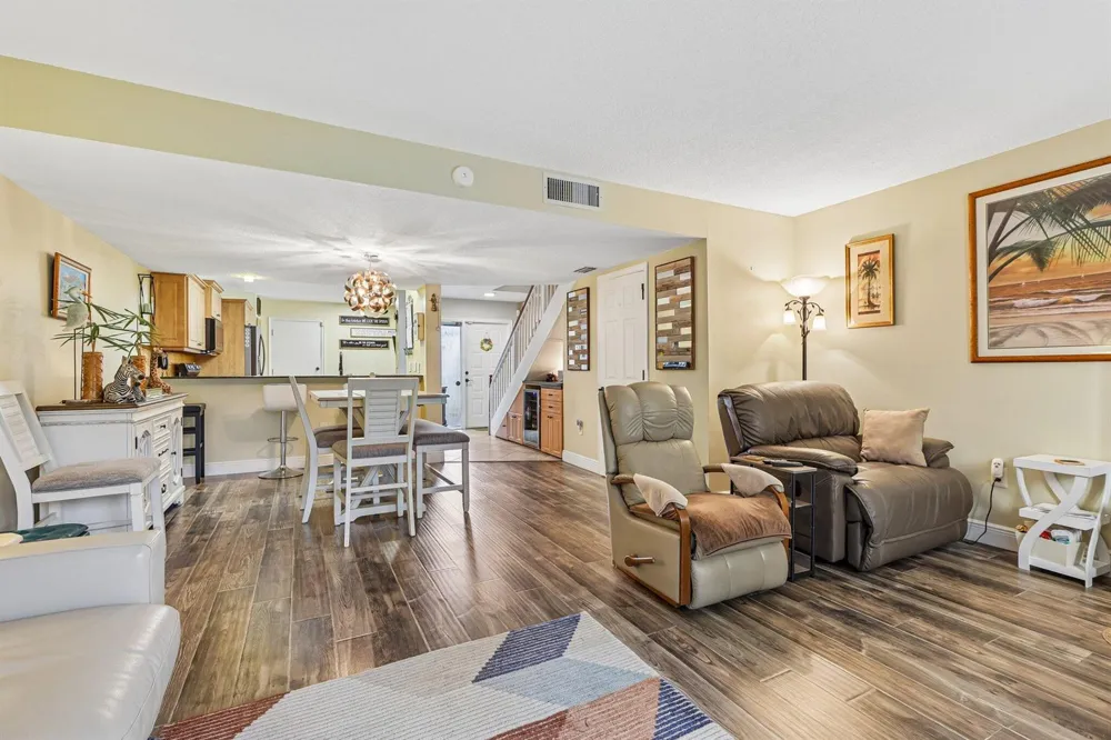 1330 NW 123rd Avenue Pembroke Pines, FL 33026