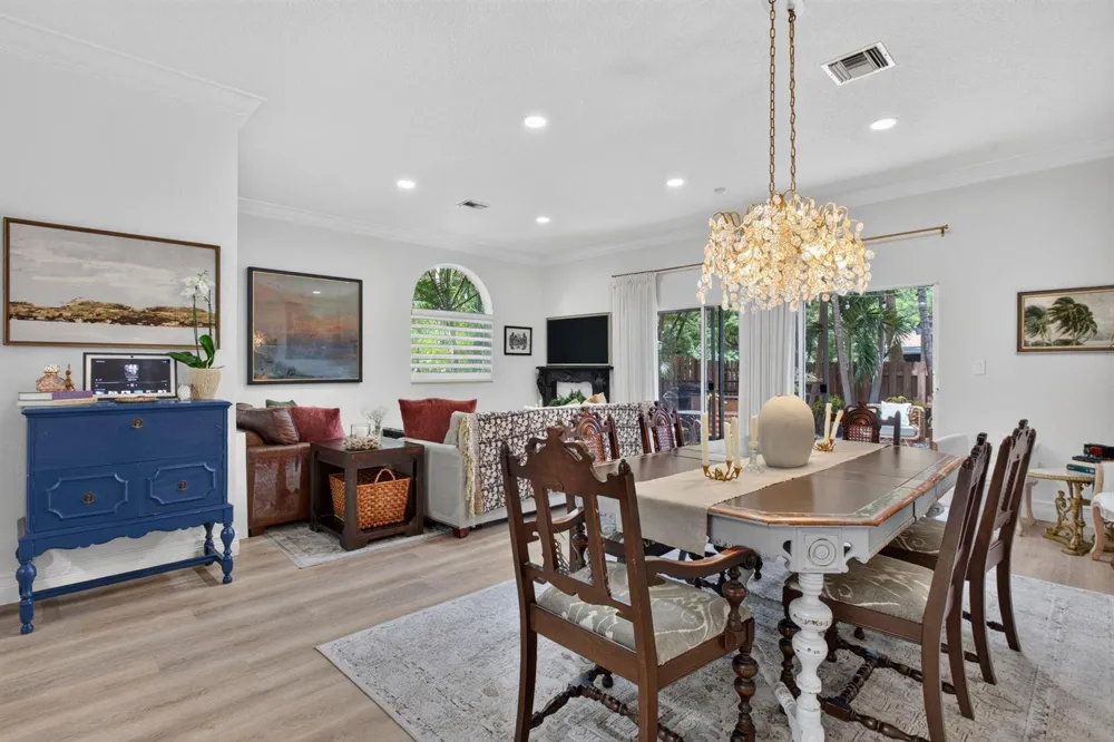 2505 NE 2nd Street Pompano Beach, FL 33062