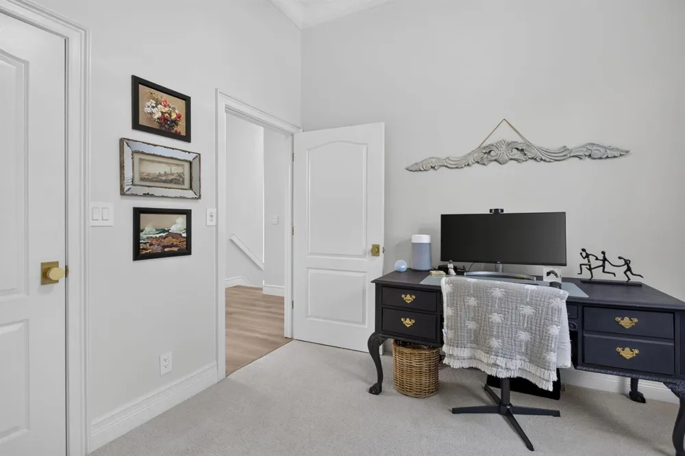 2505 NE 2nd Street Pompano Beach, FL 33062