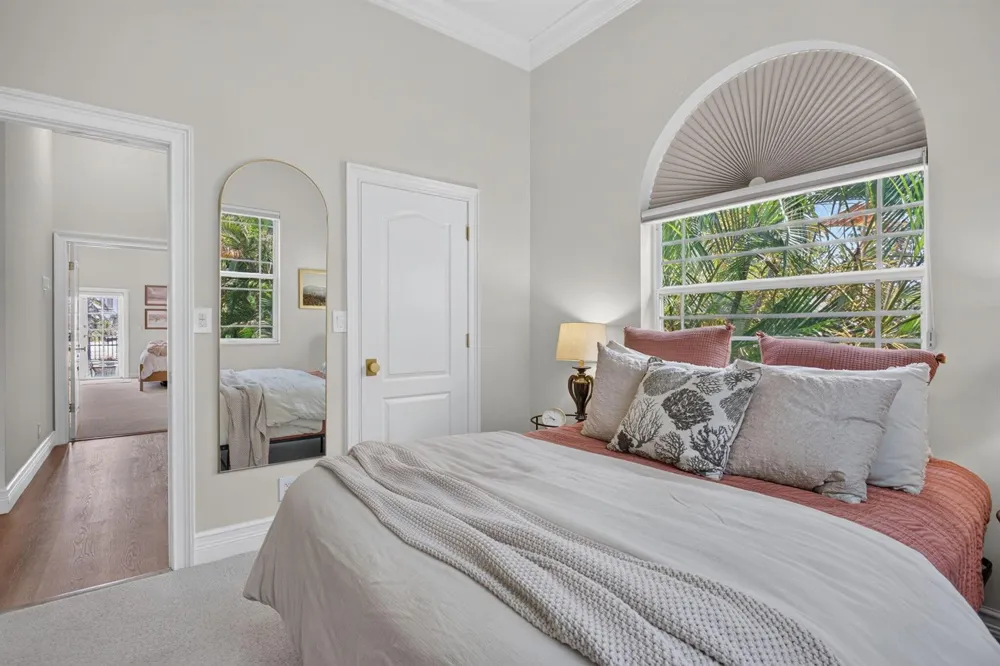 2505 NE 2nd Street Pompano Beach, FL 33062