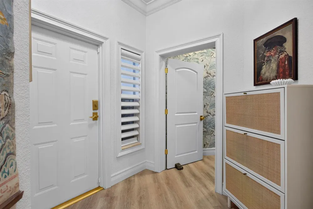 2505 NE 2nd Street Pompano Beach, FL 33062