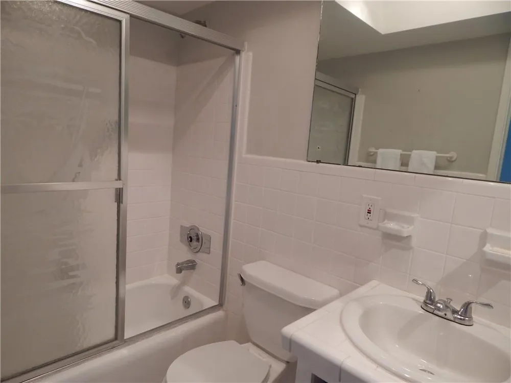 2841 NE 32nd Street #29 Fort Lauderdale, FL 33306