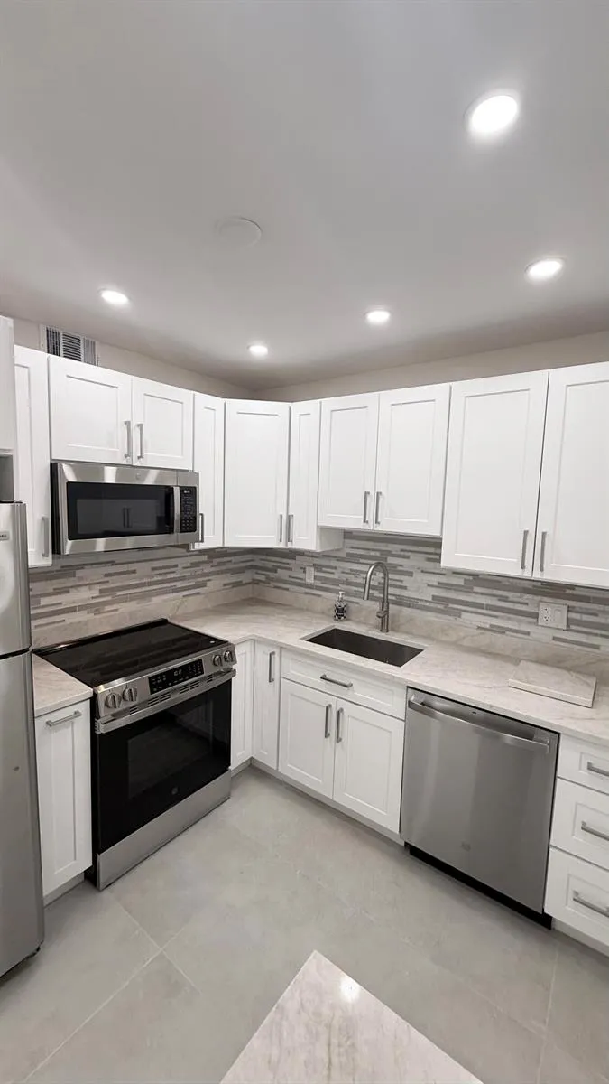 6505 Winfield Boulevard Margate, FL 33063
