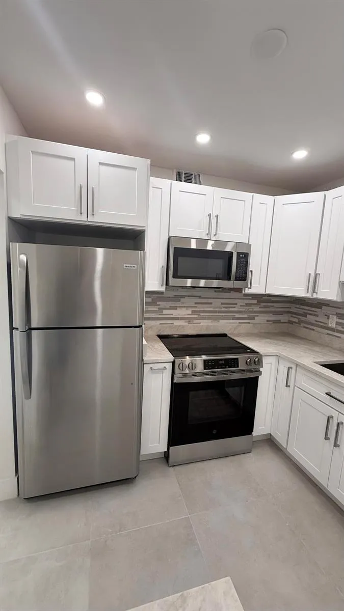 6505 Winfield Boulevard Margate, FL 33063