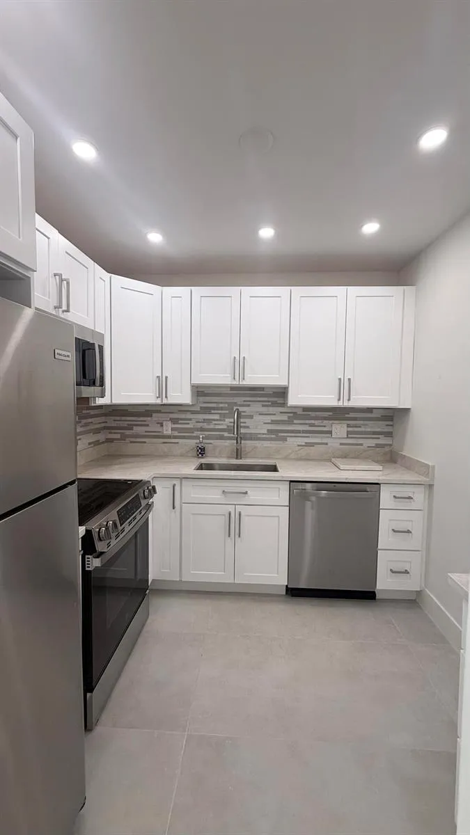 6505 Winfield Boulevard Margate, FL 33063
