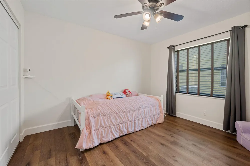 1051 New Parkview Place Haverhill, FL 33417