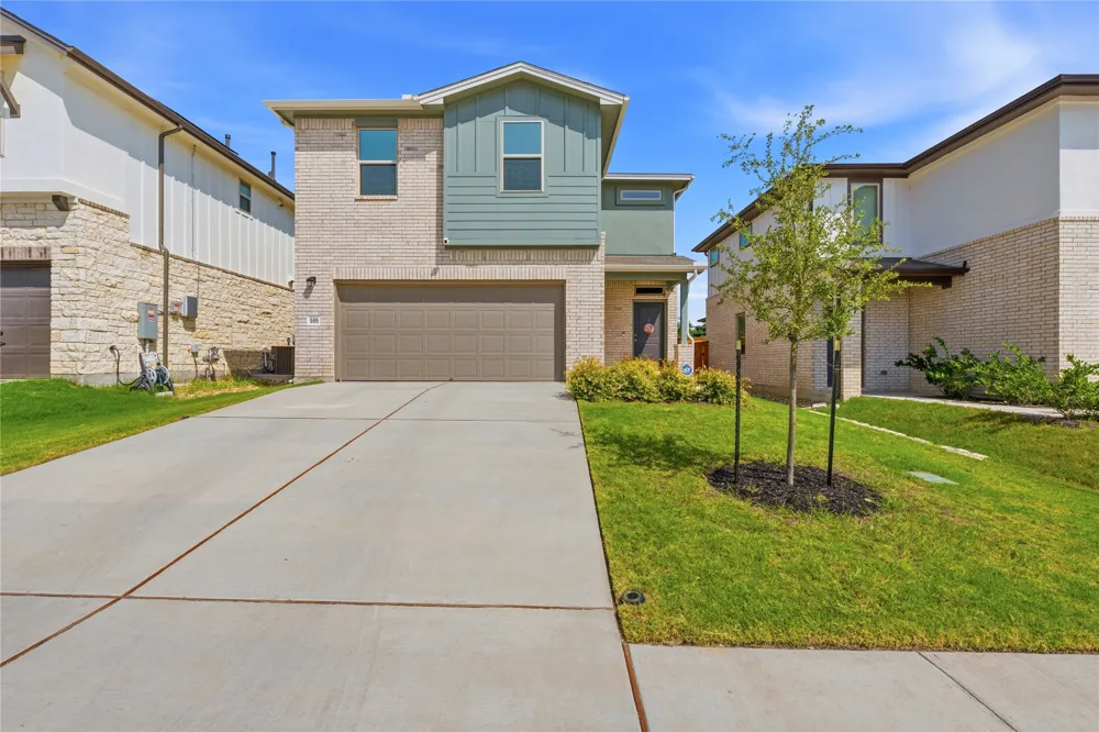 596 Backstays Loop Kyle, TX 78640