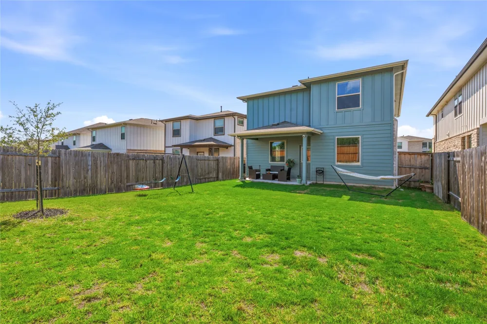 596 Backstays Loop Kyle, TX 78640