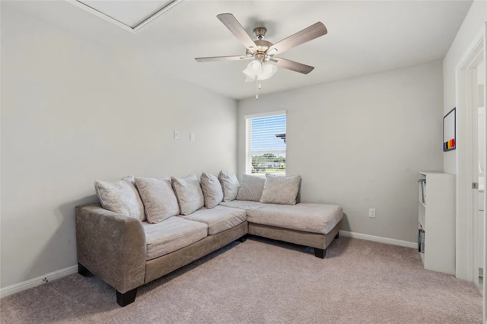 596 Backstays Loop Kyle, TX 78640