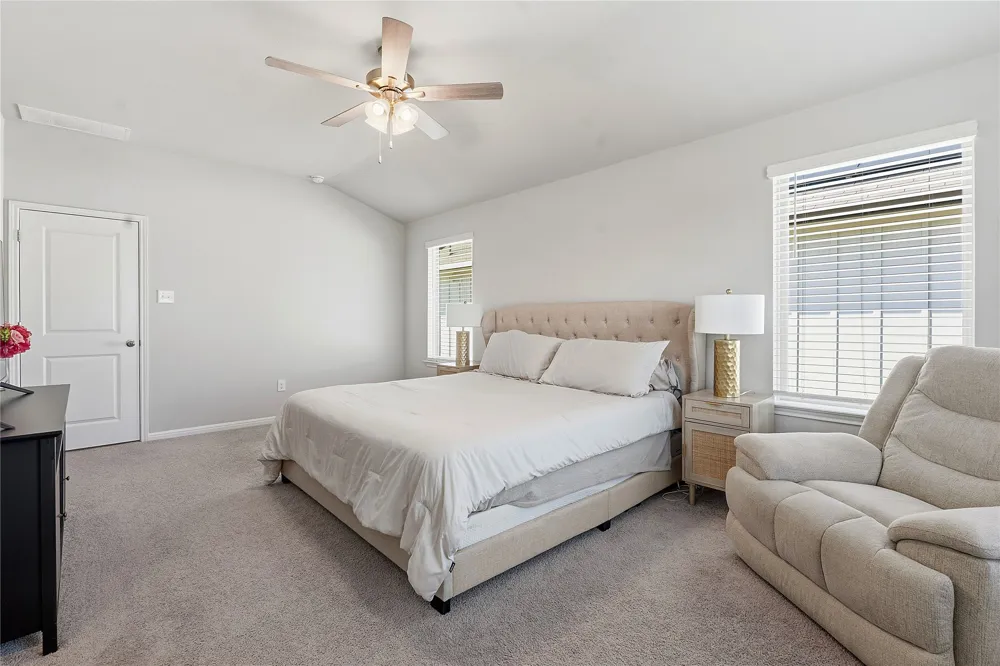596 Backstays Loop Kyle, TX 78640