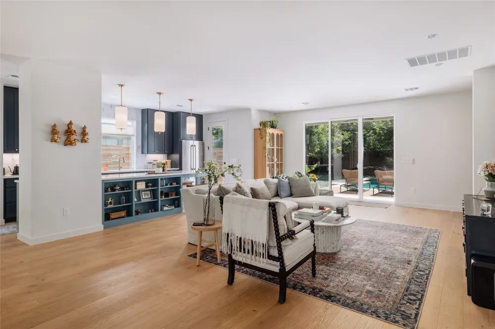 4701 S Forest Drive Austin, TX 78745