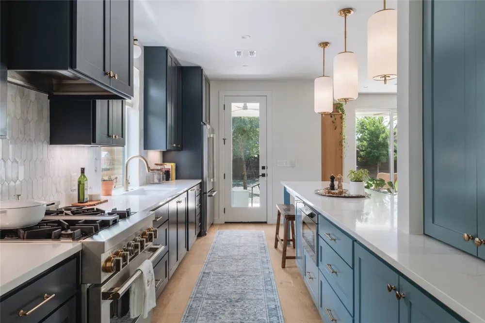4701 S Forest Drive Austin, TX 78745
