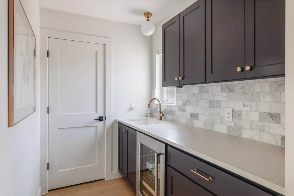 4701 S Forest Drive Austin, TX 78745