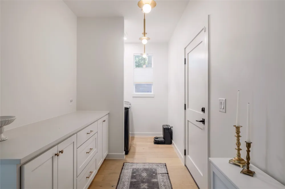 4701 S Forest Drive Austin, TX 78745