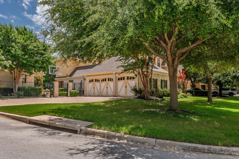 1005 Lakewood Hills Terrace Austin, TX 78732