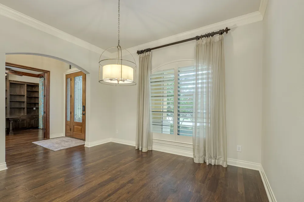 1005 Lakewood Hills Terrace Austin, TX 78732