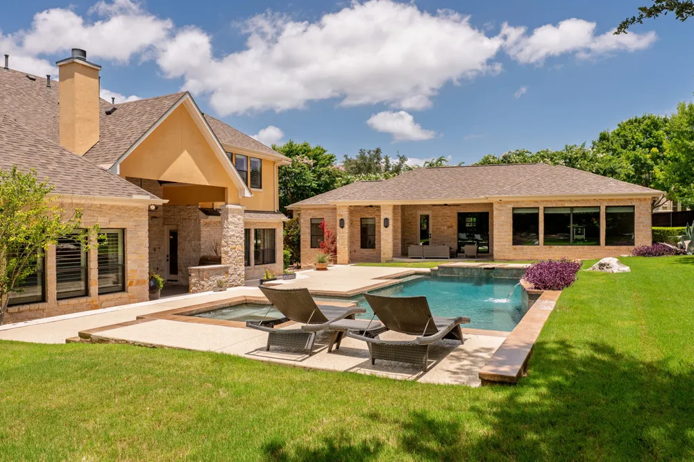 1005 Lakewood Hills Terrace Austin, TX 78732
