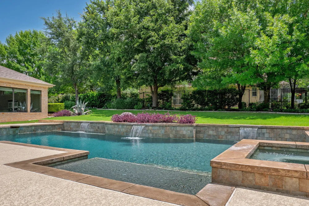 1005 Lakewood Hills Terrace Austin, TX 78732