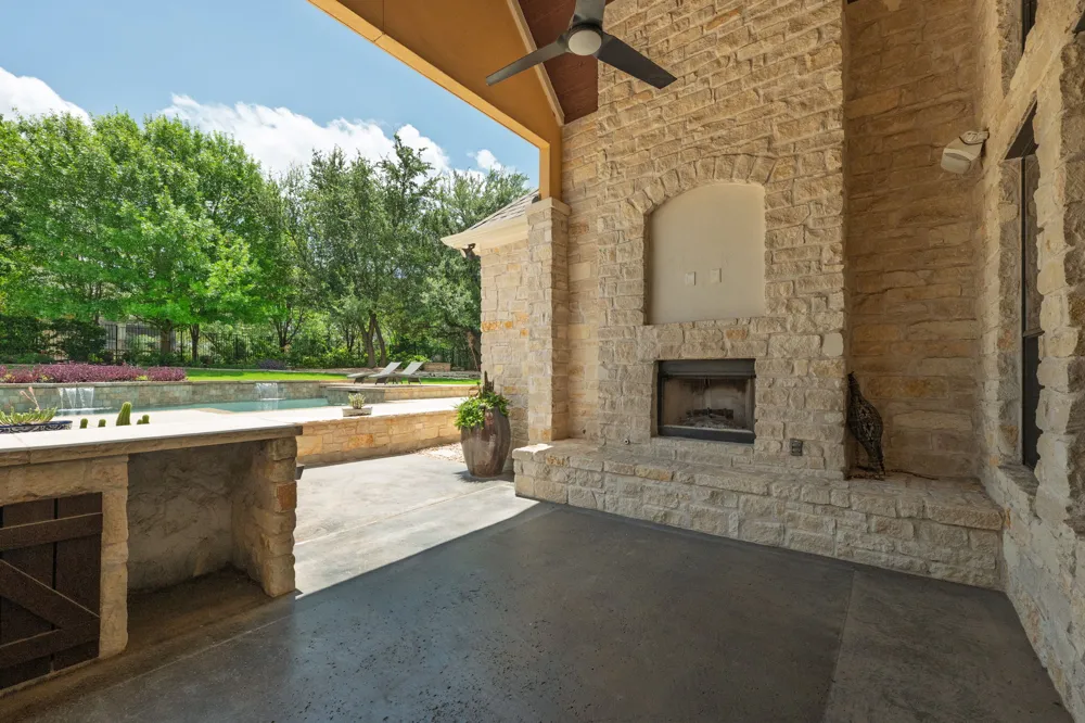 1005 Lakewood Hills Terrace Austin, TX 78732