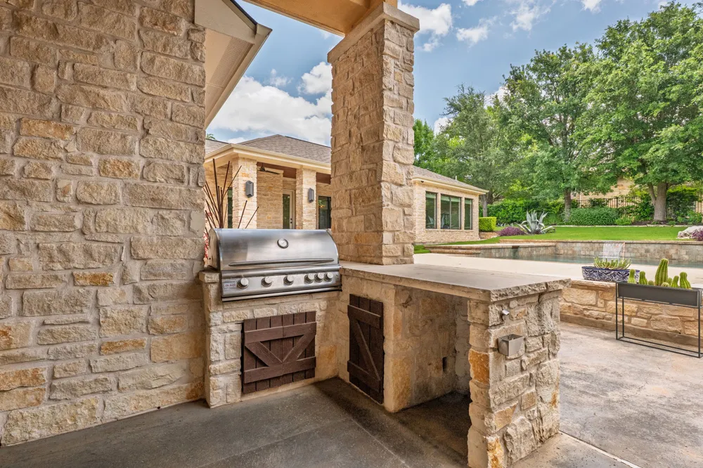 1005 Lakewood Hills Terrace Austin, TX 78732