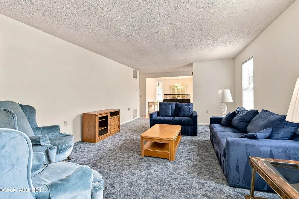 9 Dove Tree Court Barnegat, NJ 08005