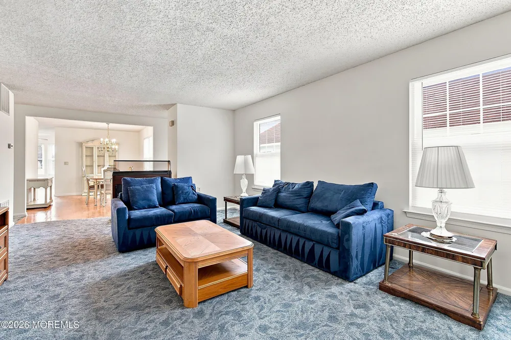 9 Dove Tree Court Barnegat, NJ 08005