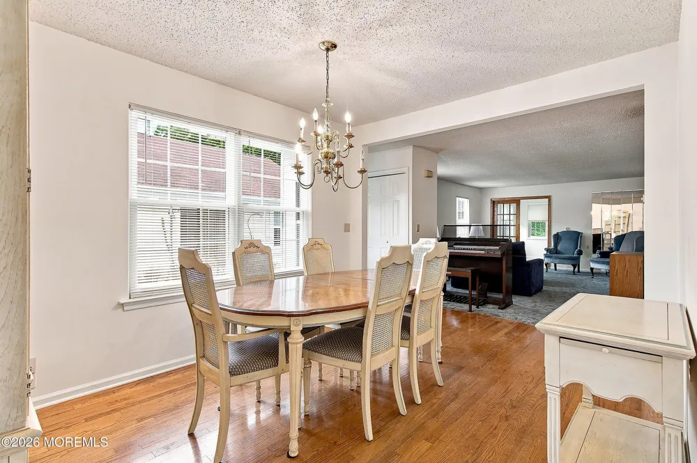 9 Dove Tree Court Barnegat, NJ 08005
