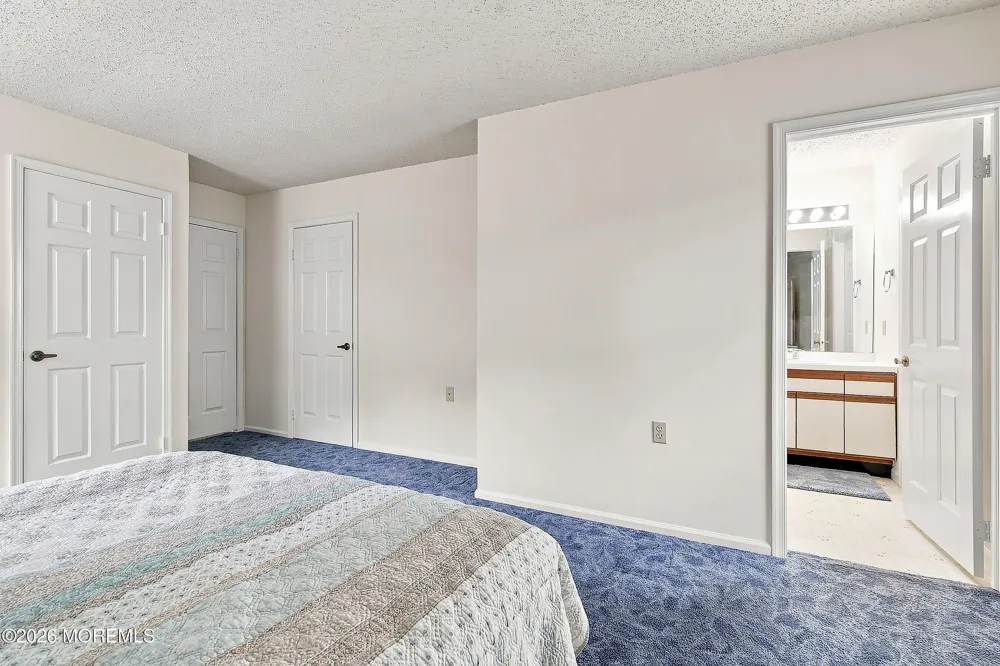 9 Dove Tree Court Barnegat, NJ 08005
