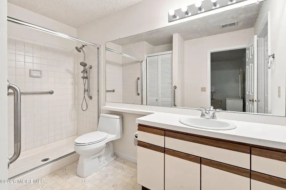 9 Dove Tree Court Barnegat, NJ 08005
