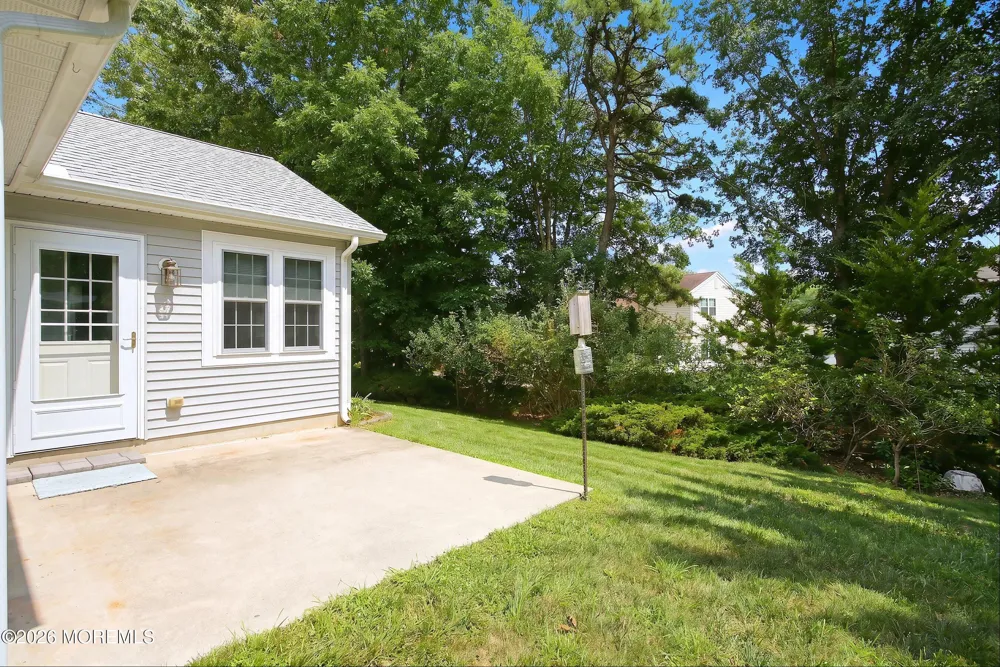 9 Dove Tree Court Barnegat, NJ 08005