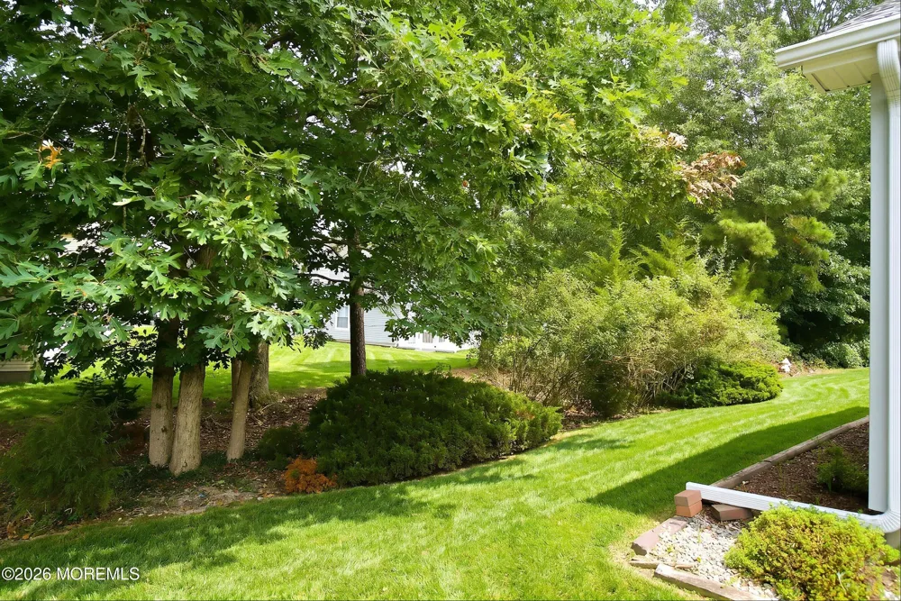 9 Dove Tree Court Barnegat, NJ 08005