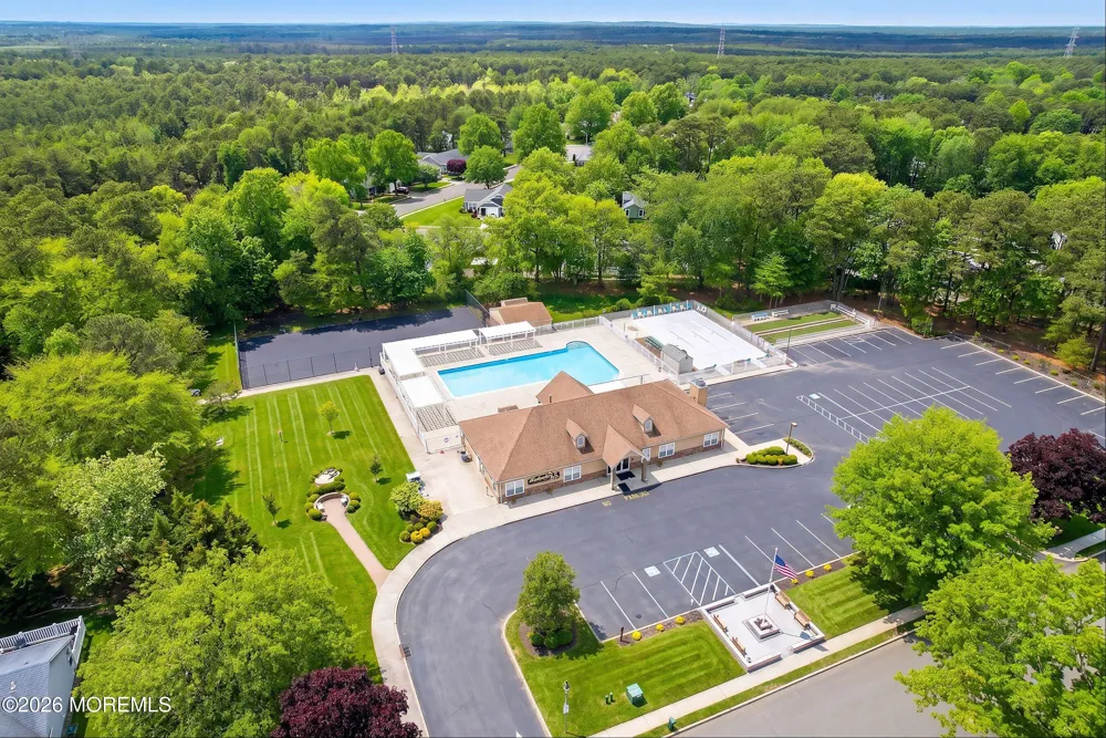 9 Dove Tree Court Barnegat, NJ 08005
