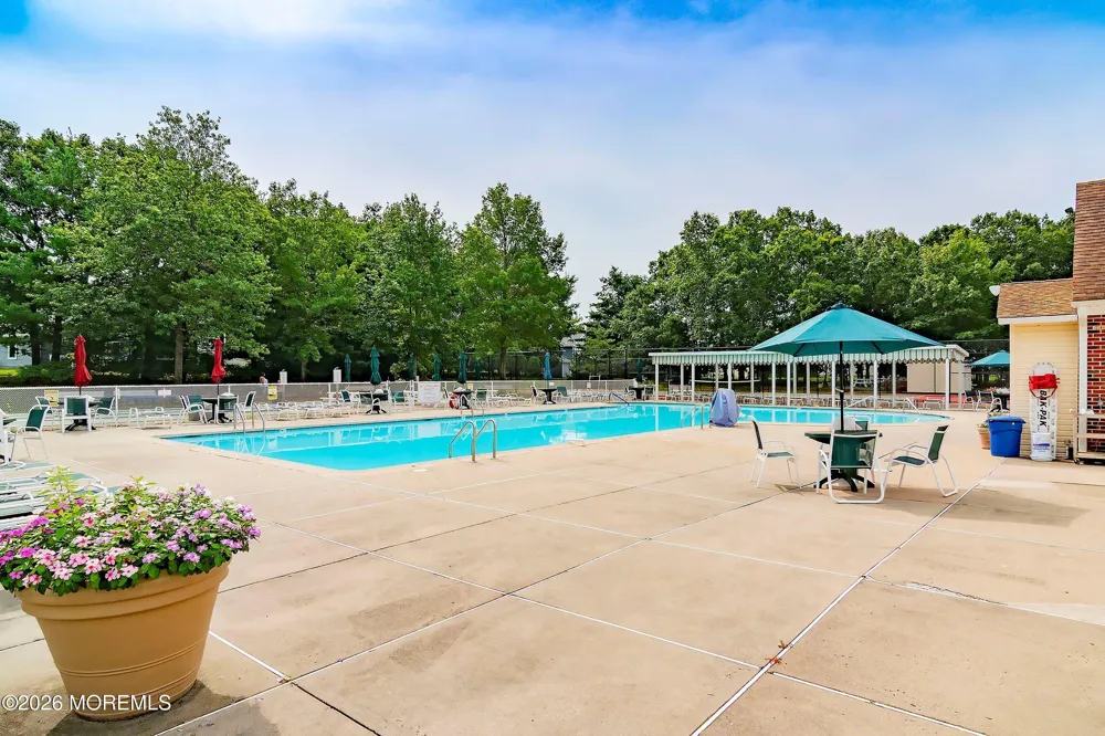 9 Dove Tree Court Barnegat, NJ 08005