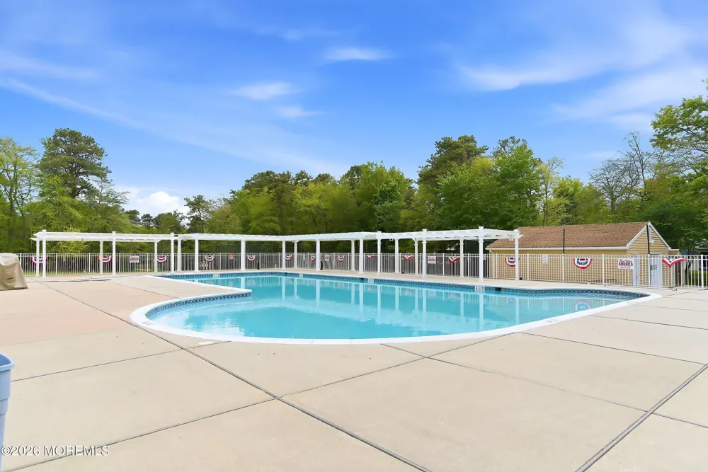 9 Dove Tree Court Barnegat, NJ 08005