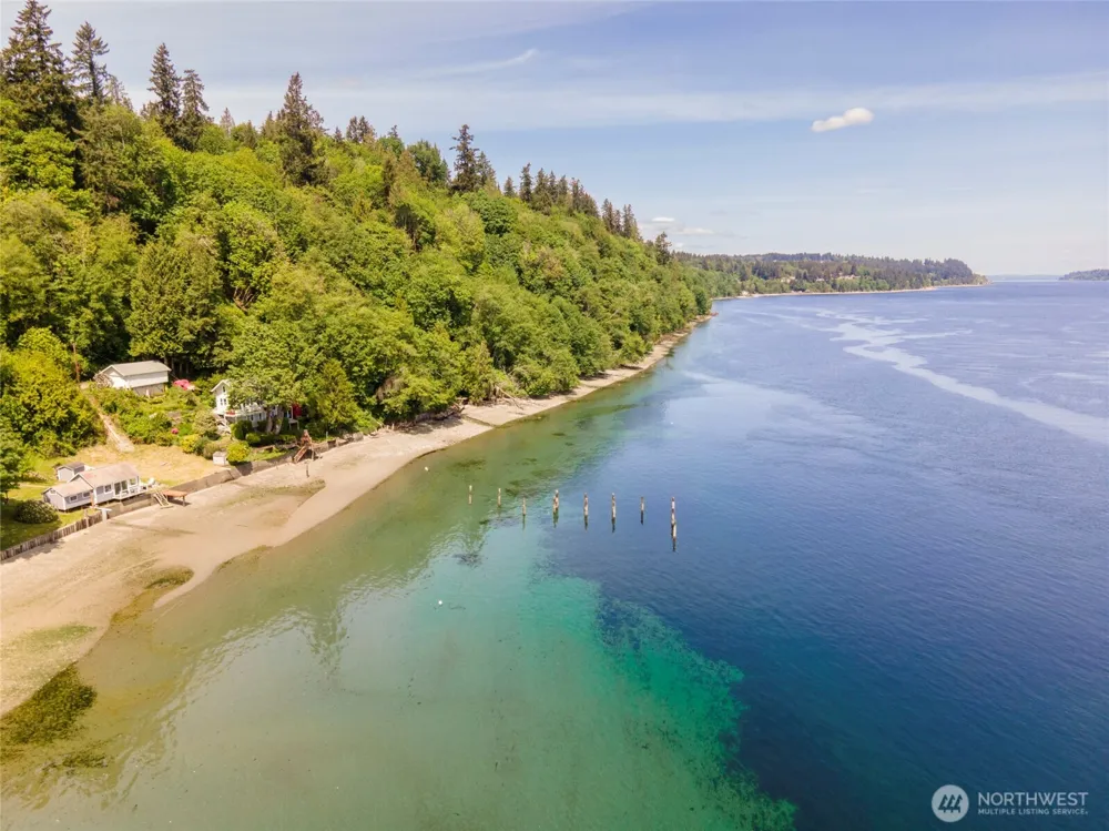 1230 Maplewood Beach Drive NW Gig Harbor, WA 98332