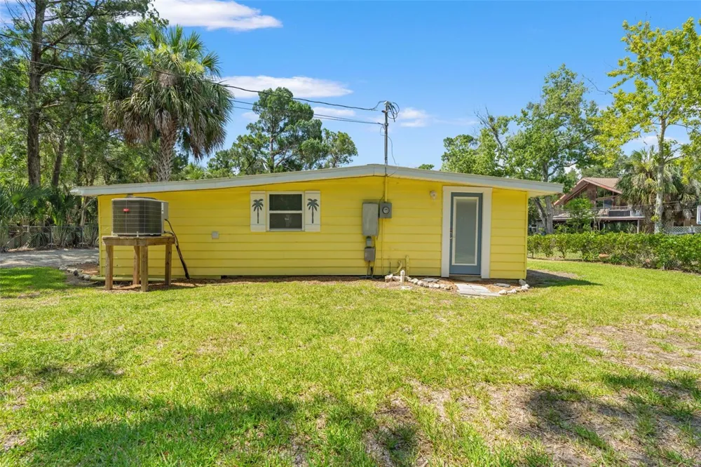 6053 PALM CREEK DRIVE Weeki Wachee, FL 34607