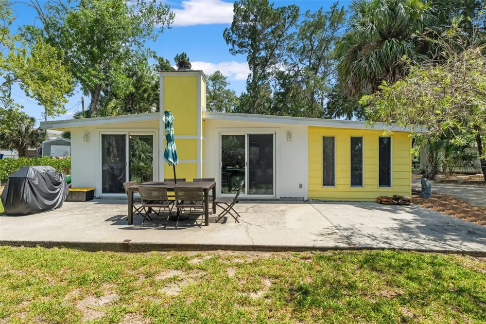 6053 PALM CREEK DRIVE Weeki Wachee, FL 34607