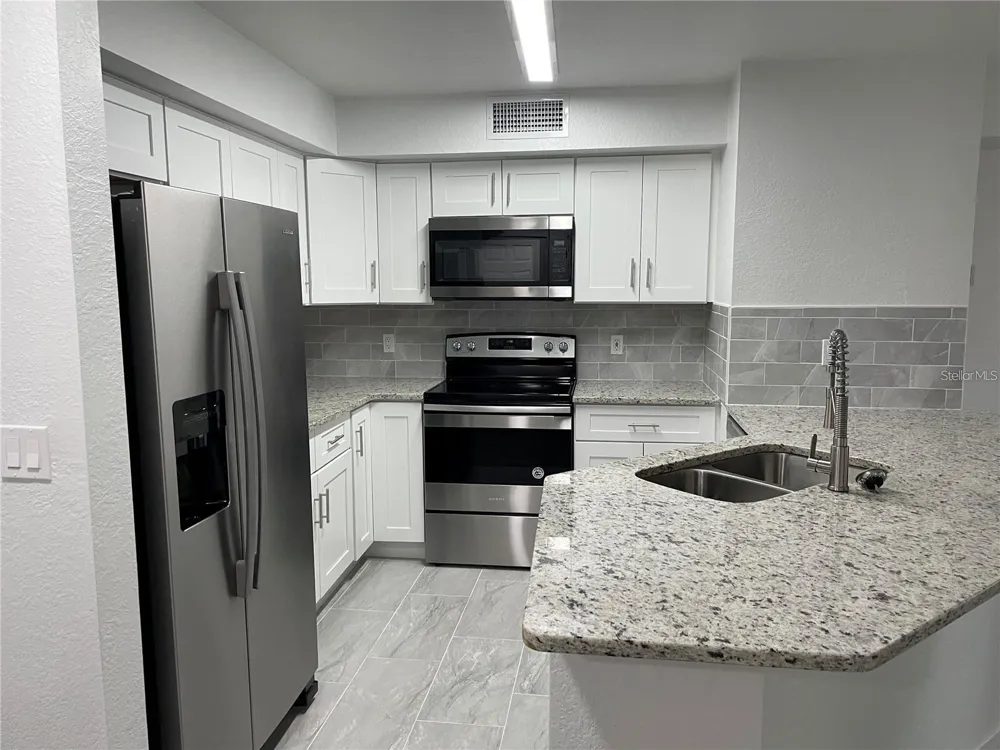 826 CAMARGO WAY #303 Altamonte Springs, FL 32714