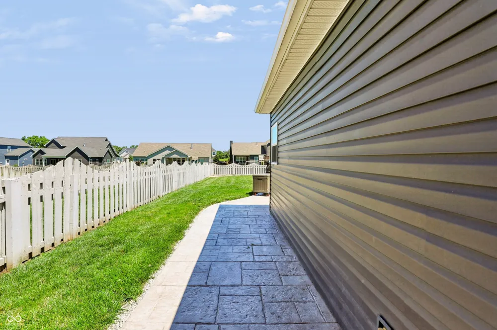 1066 Chesapeake Pointe Drive Lafayette, IN 47909