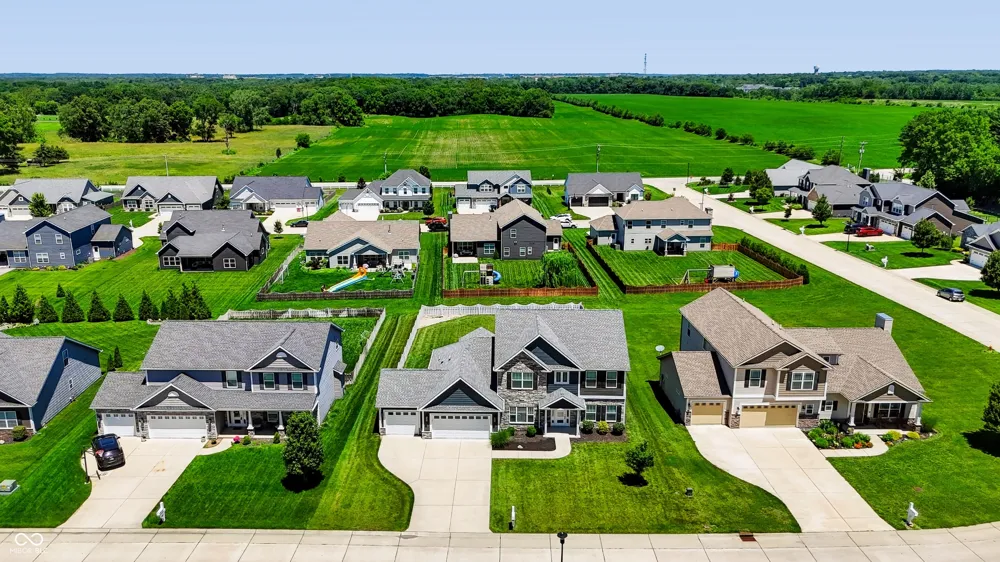1066 Chesapeake Pointe Drive Lafayette, IN 47909