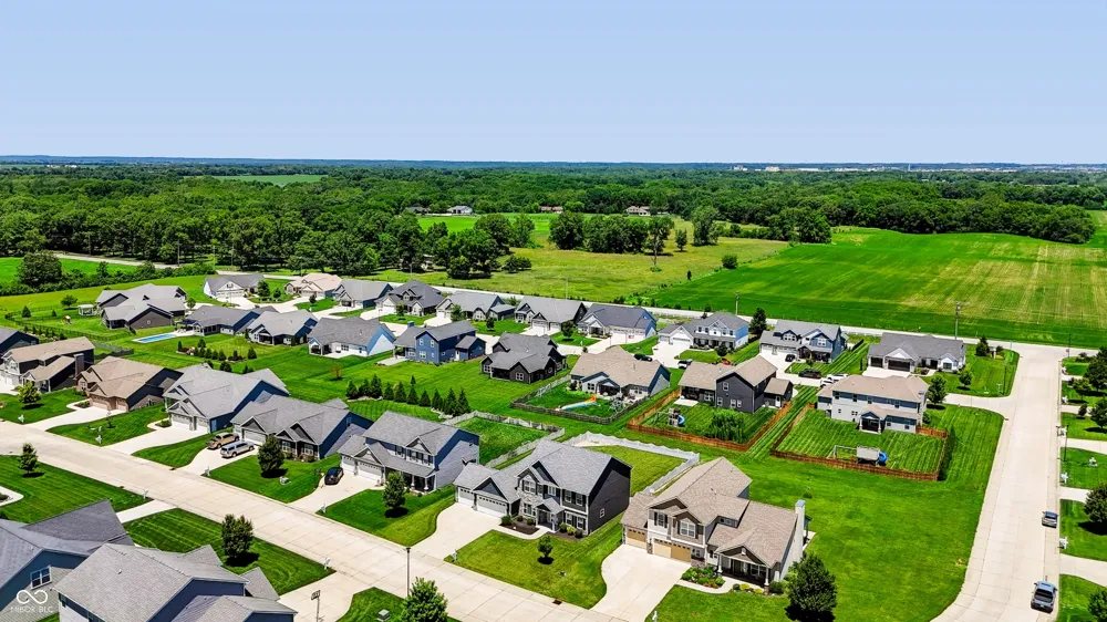 1066 Chesapeake Pointe Drive Lafayette, IN 47909