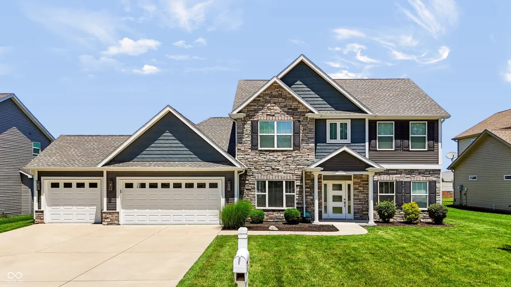 1066 Chesapeake Pointe Drive Lafayette, IN 47909