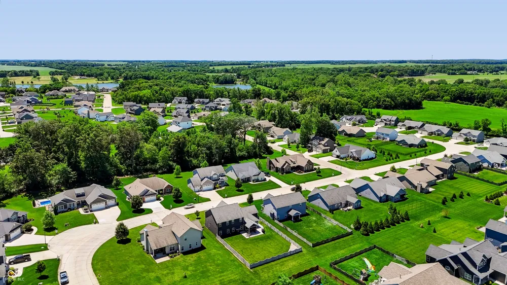 1066 Chesapeake Pointe Drive Lafayette, IN 47909