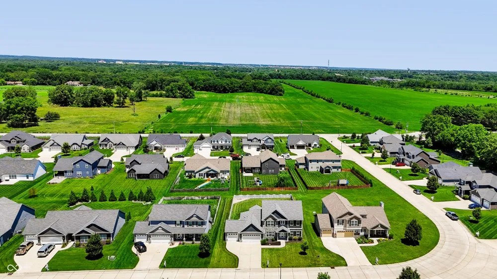 1066 Chesapeake Pointe Drive Lafayette, IN 47909