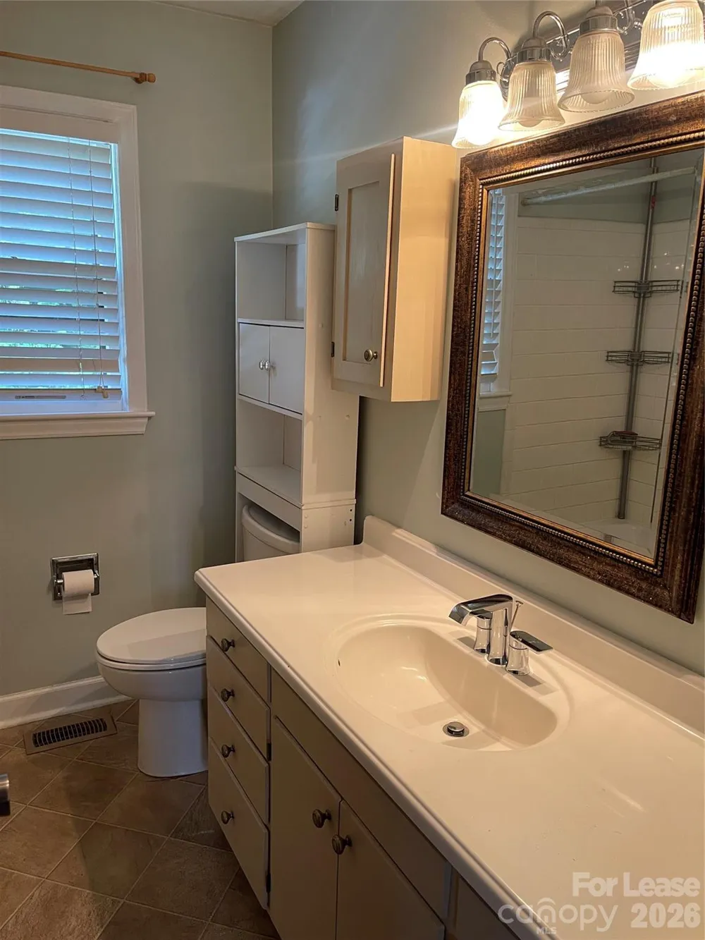 1238 12th Street NE Hickory, NC 28601